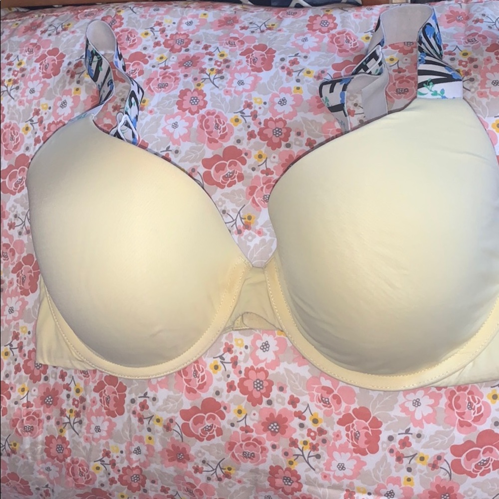 Pale Yellow VS bra